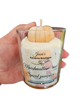 Load image into Gallery viewer, Marshmallow and  spiced pumpkin soycandle