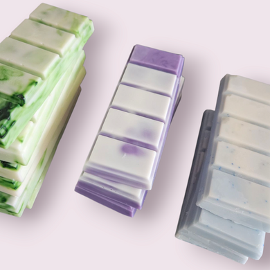 Bank Holiday  offer   - Snap bars soywaxmelt buy one get one get free .
